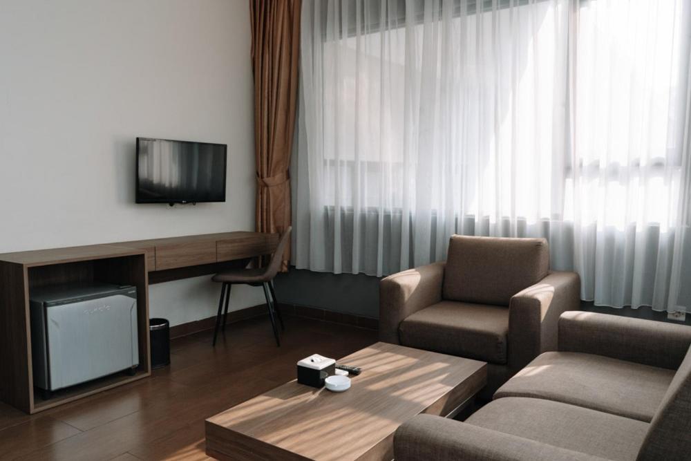 Anugrah Hotel Сукабуми Экстерьер фото
